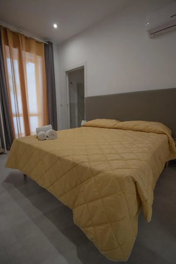 Villa Casanica-Taormina 0*, Taormina Italia
